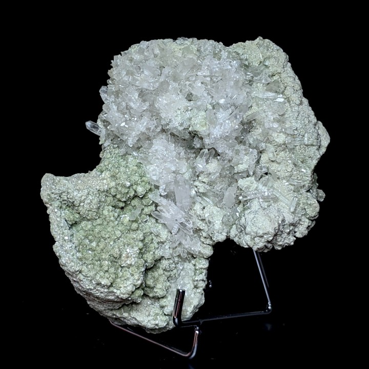 Fuschite, quartz, Peru, 387 g