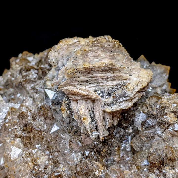 Quartz, baryte, Aouli, Maroc, 503 g
