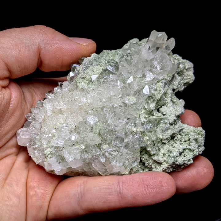 Fuschite, quartz, Peru, 273 g