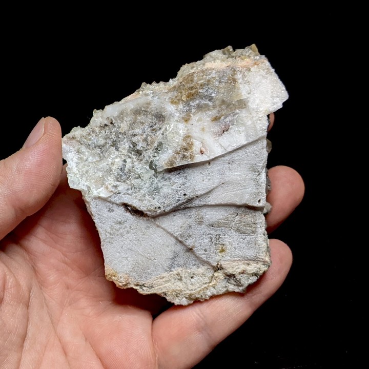 Fluorite, Argentolle, France, 225 g