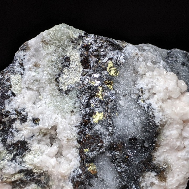 Manganocalcite, Madan, Bulgaria, 233 g