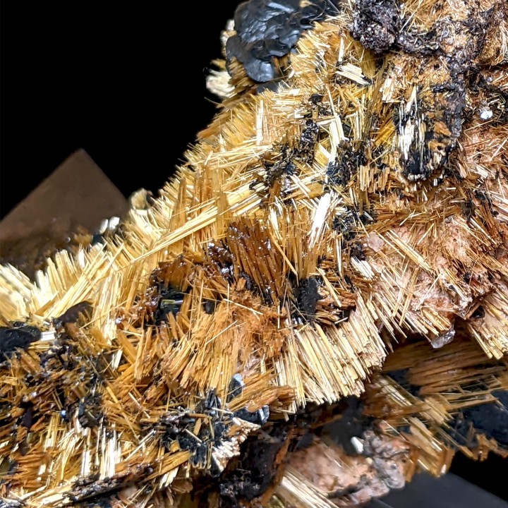 Rutile, hematite, quartz, Novo Horizonte, Brazil, 7.3 cm