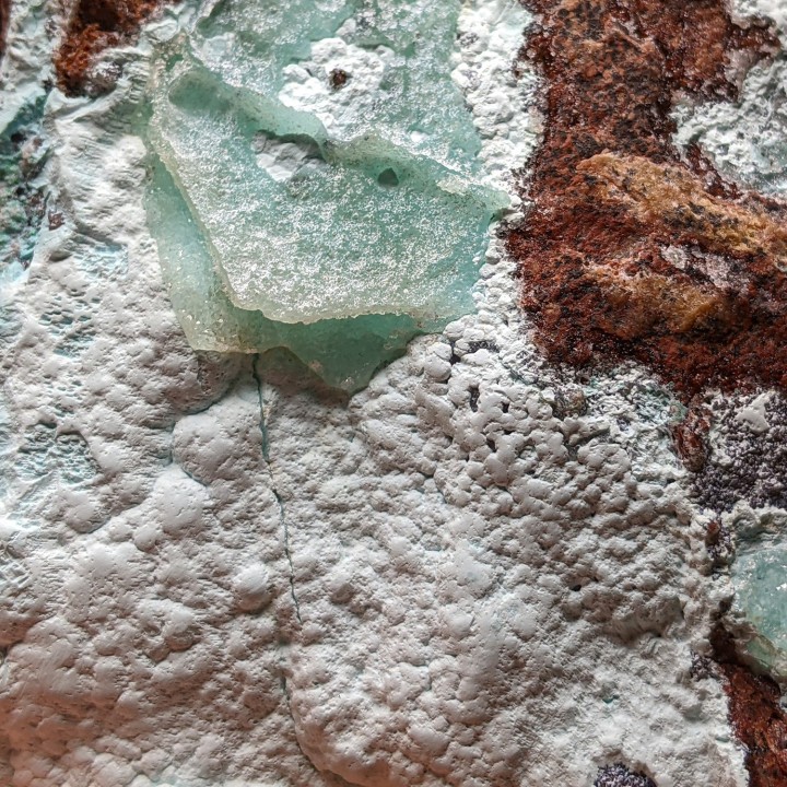 Quartz, Chrysocolle, Luputo, Congo, 211 grammes