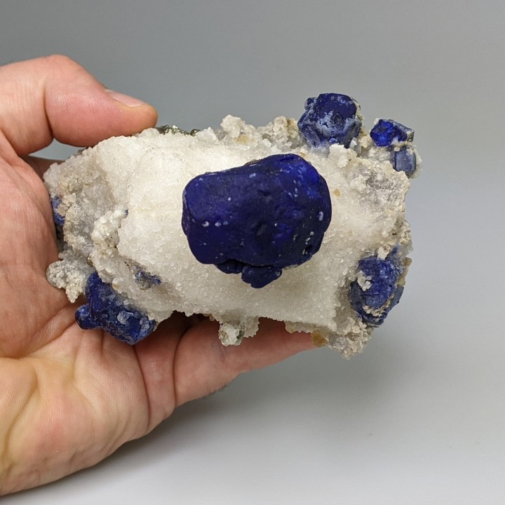 Lazurite, Ladjuar Medam, Afghanistan, 476 g