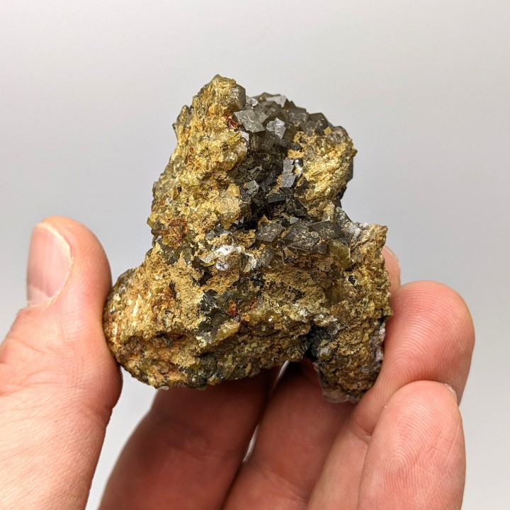 Andradite garnet, Bor Pit skarn, Dalnegorsk, 95 g
