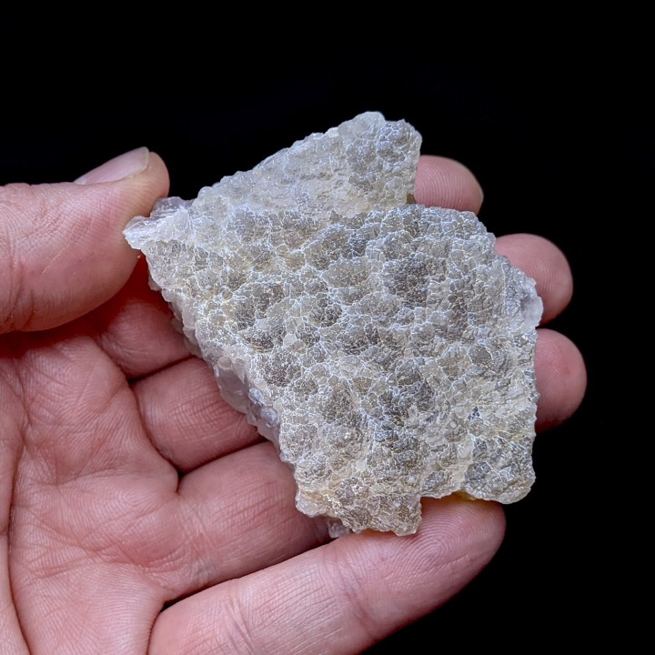 Fluorite, Maine-Reclesne, France, 145 g