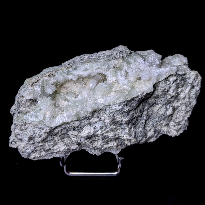 Prehnite, quartz, Mumbai, Inde, 188 g