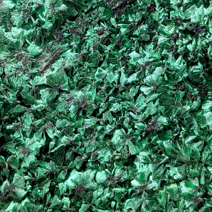 Fibrous malachite, Mindouli, Congo, 497 g