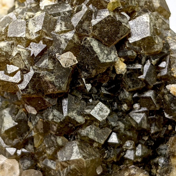 Andradite garnet, Bor Pit skarn, Dalnegorsk, 63 g