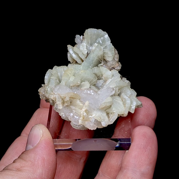 Prehnite, quartz, Djebel Melh, Morocco, 5 cm
