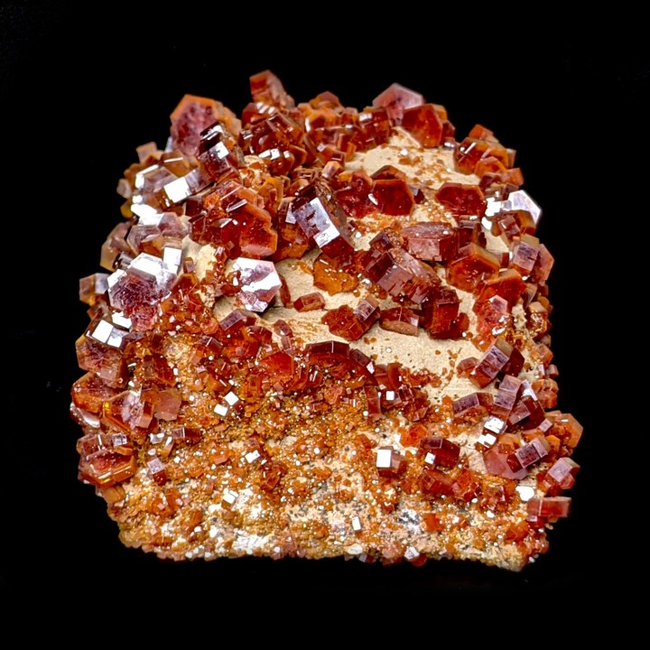 Vanadinite, Mibladen, Maroc, 308 g