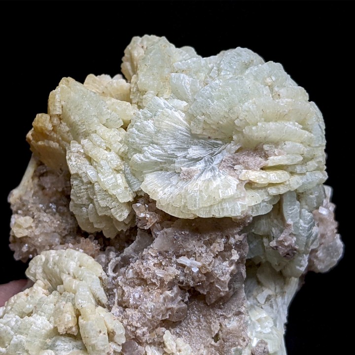 Prehnite, quartz, Djebel Melh, Maroc, 7 cm