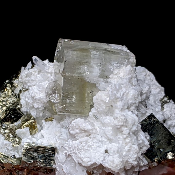 Apatite, pyrite, Julcani, Pérou, 4,3 cm