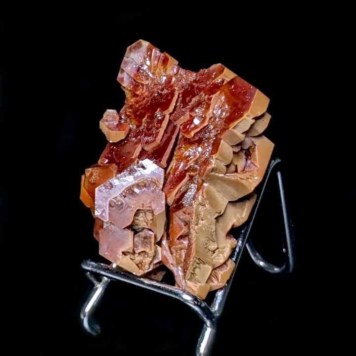 Vanadinite, Mibladen, Maroc, 4 cm