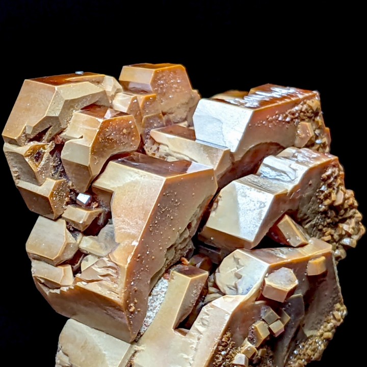 Vanadinite, Mibladen, Morocco, 4 cm