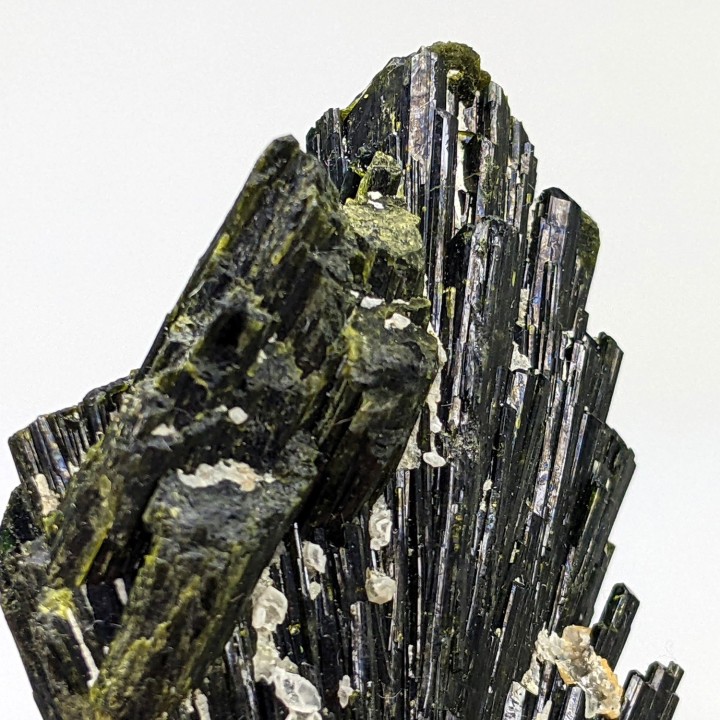 Epidote, Huancavelica, Pérou, 45 grammes