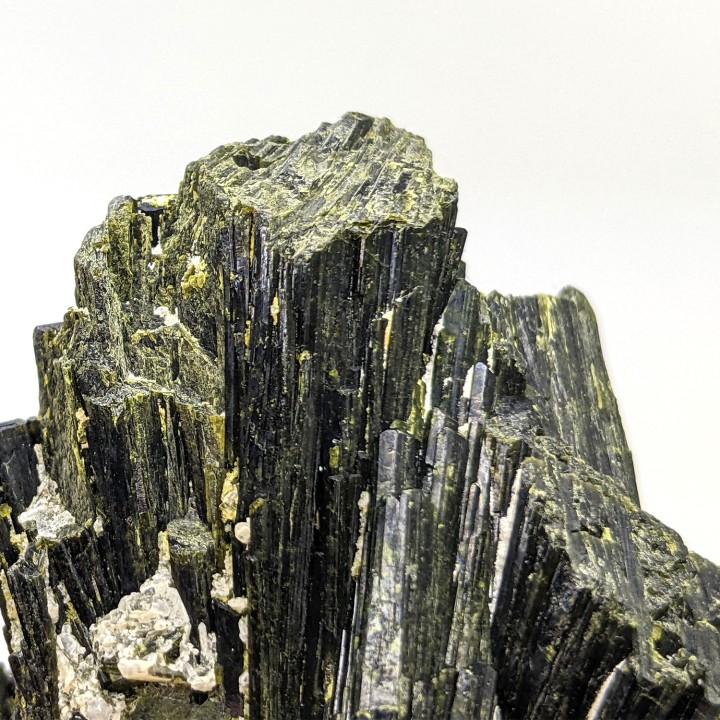 Epidote, Huancavelica, Pérou, 45 grammes
