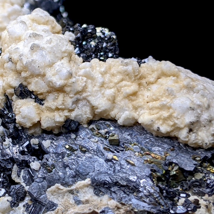Pyrite, rhodochrosite, sphalérite, Trepca, 435 grammes