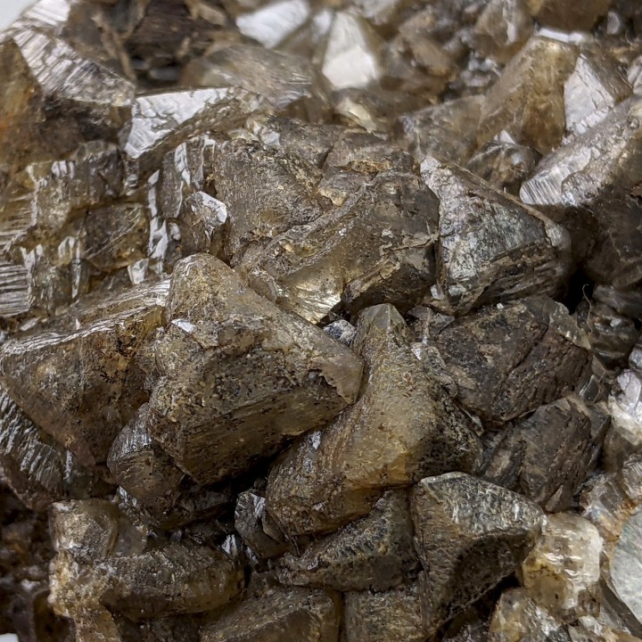 Calcite, Marche-Les-Dames, Belgique, 225 grammes