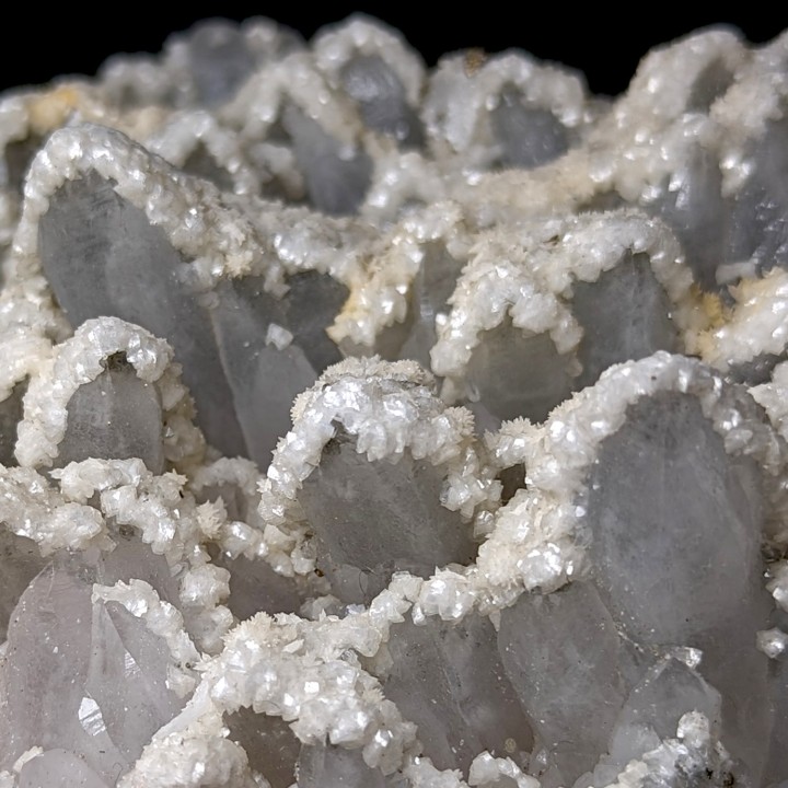 Quartz, dolomite, Cavnic, Roumanie, 475 grammes
