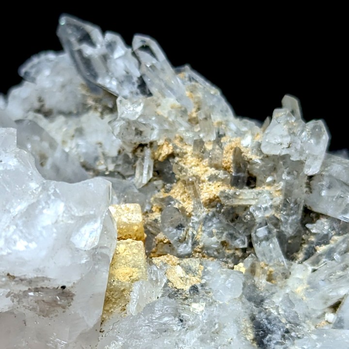 Quartz, Saint Sorlin, France, 286 grammes