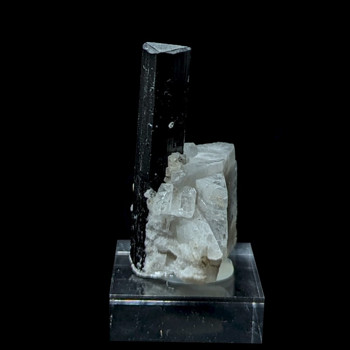 Tourmaline, Gilgit, Pakistan, 20 grammes