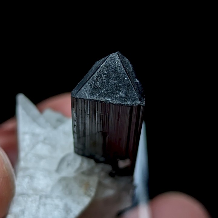 Tourmaline, Gilgit, Pakistan, 20 grammes
