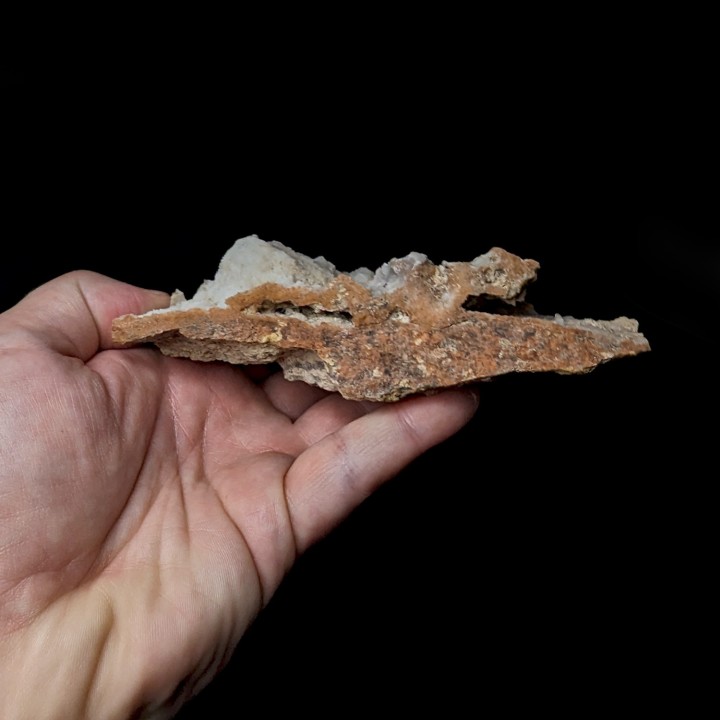 Quartz sur fluorite, Voltennes, France, 276 grammes