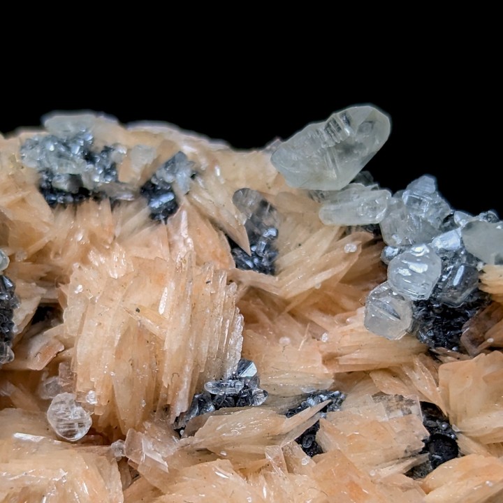 Cérusite, baryte, Mibladen, Maroc, 7,5 cm