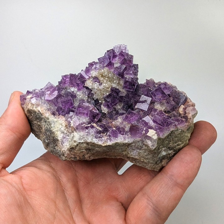 Fluorite, Berbès, Espagne, 397 grammes