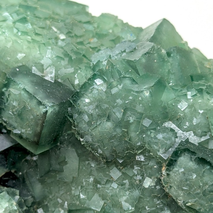 Fluorite, Mandrosonoro, Madagascar, 317 grammes