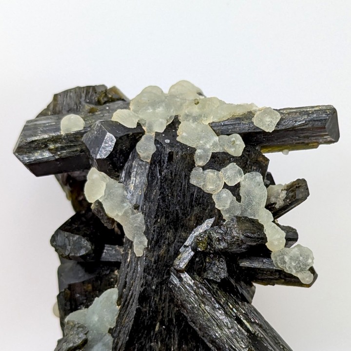 Epidote, prehnite, Kayes, Mali, 75 grammes