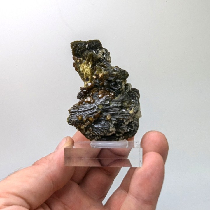 Epidote, grenat, Kayes, Mali, 87 grammes