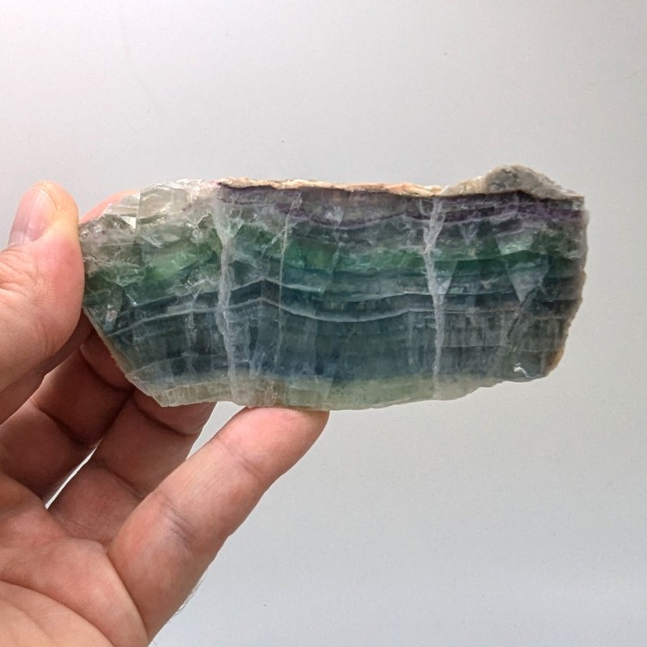 Tranche de Fluorite, Voltennes, France, 9,5 cm