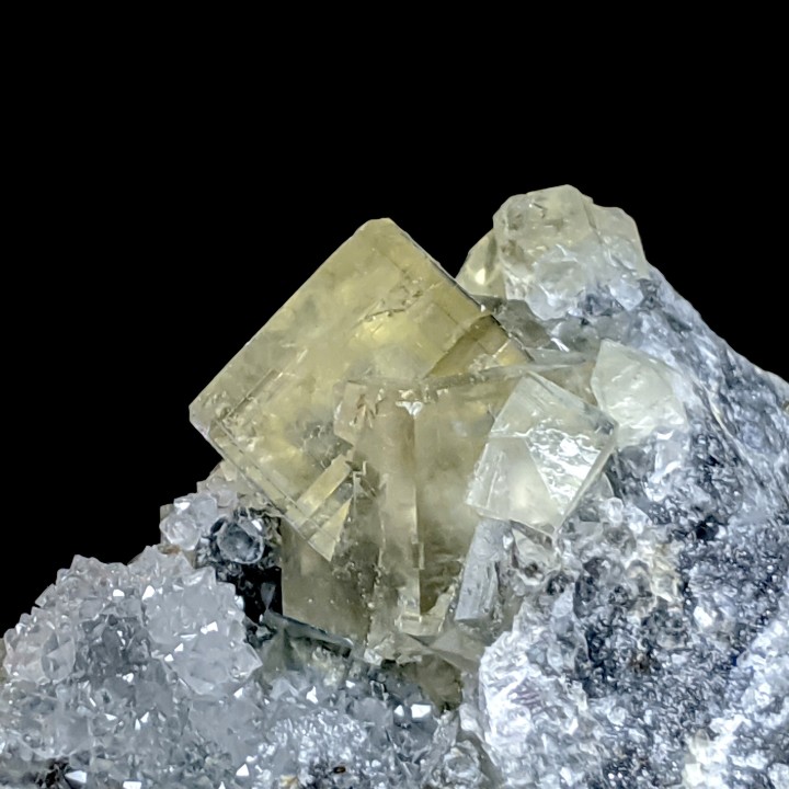 Fluorite, Le Burc, France, 230 g