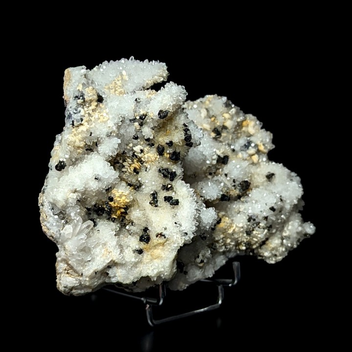Quartz, baryte, pyrite, Cavnic, Roumanie, 437 grammes