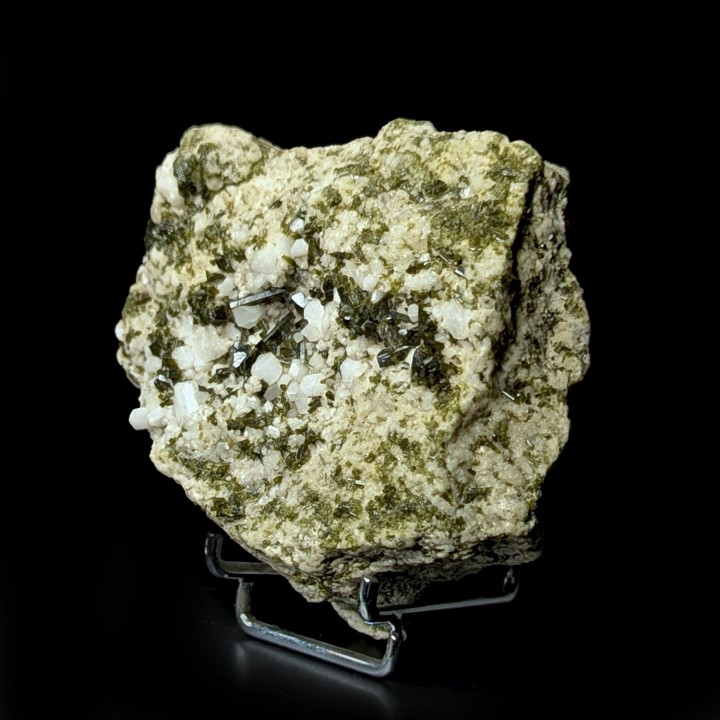 Epidote, albite, St Véran, France, 243 grammes