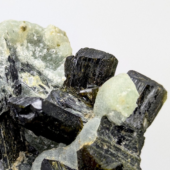 Epidote, prehnite, Kayes, Mali, 118 grams