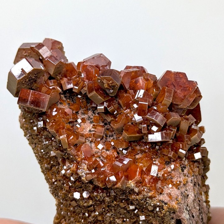 Vanadinite, Mibladen, Maroc, 149 grammes
