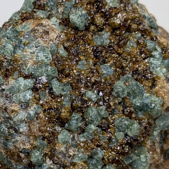 Grenat, diopside, Madagascar, 114 grammes