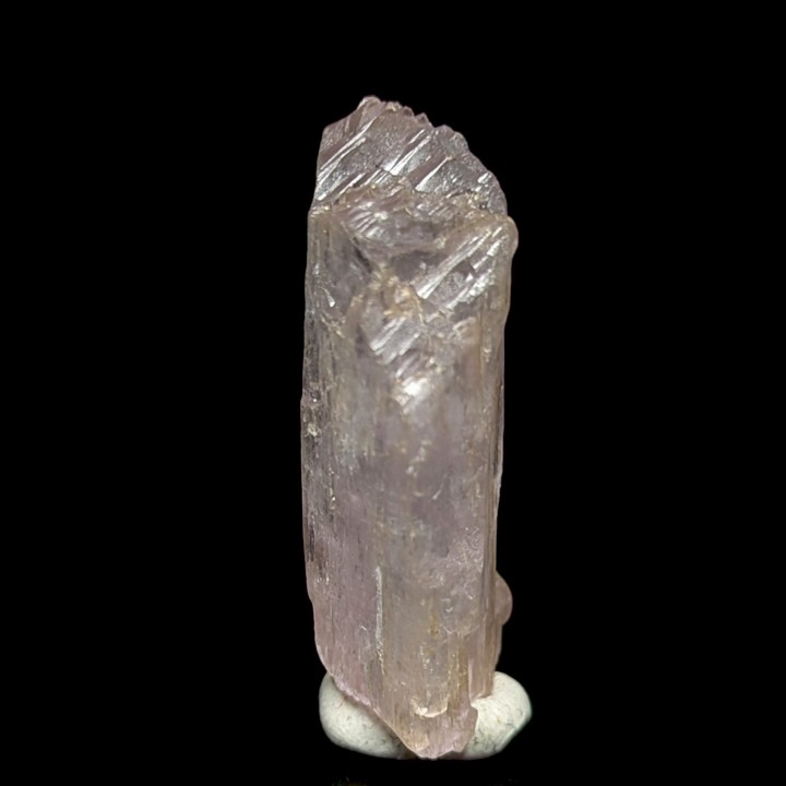 Spodumene var kunzite Minas Gerais, Brazil, 4.3 cm