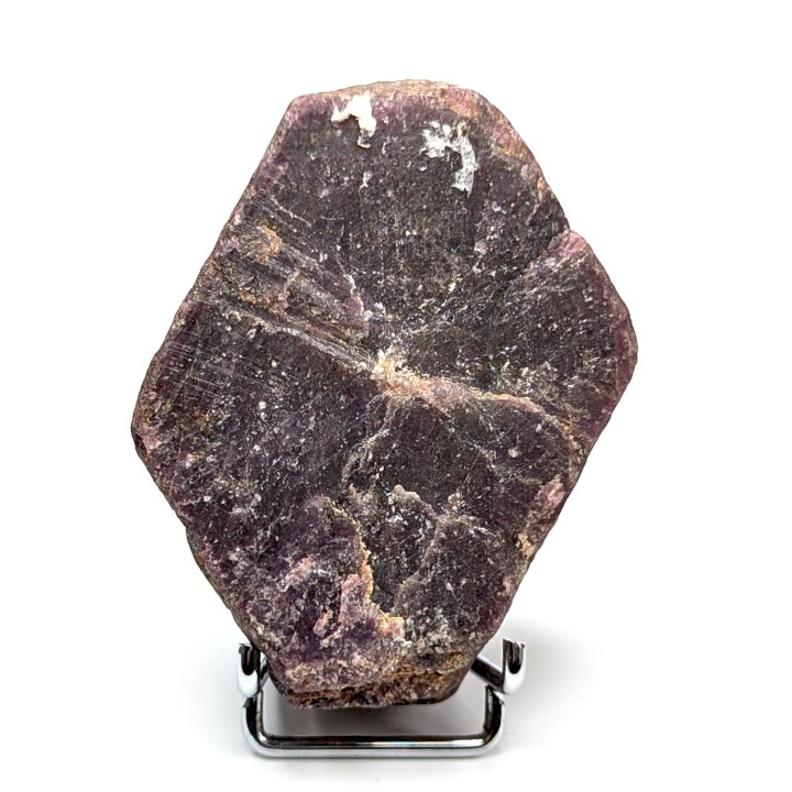 Corundum var ruby, Ampanihy, Madagascar, 284 grams