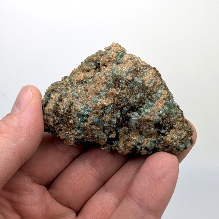 Grenat, diopside, Madagascar, 97 grammes