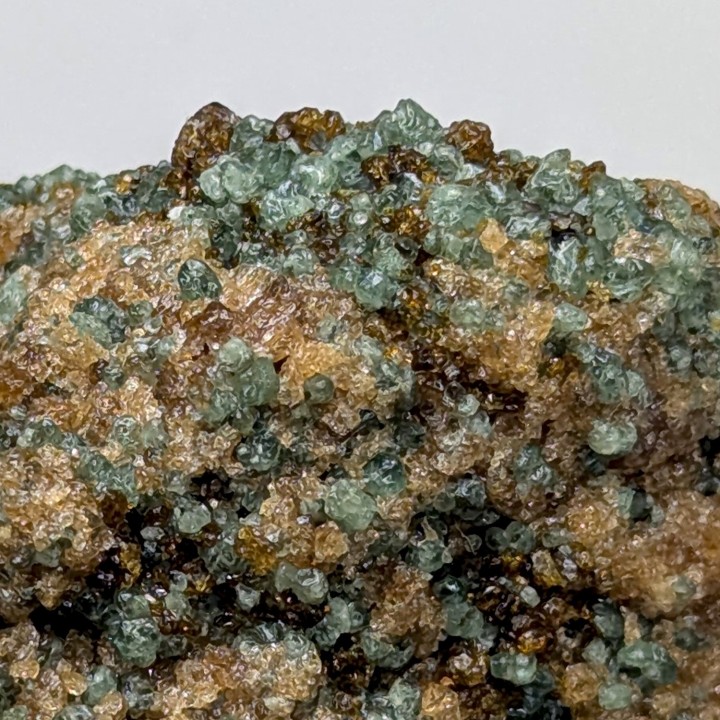 Grenat, diopside, Madagascar, 88 grammes