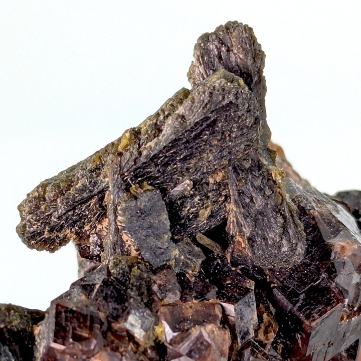Epidote, grenat, Kayes, Mali, 80 grammes