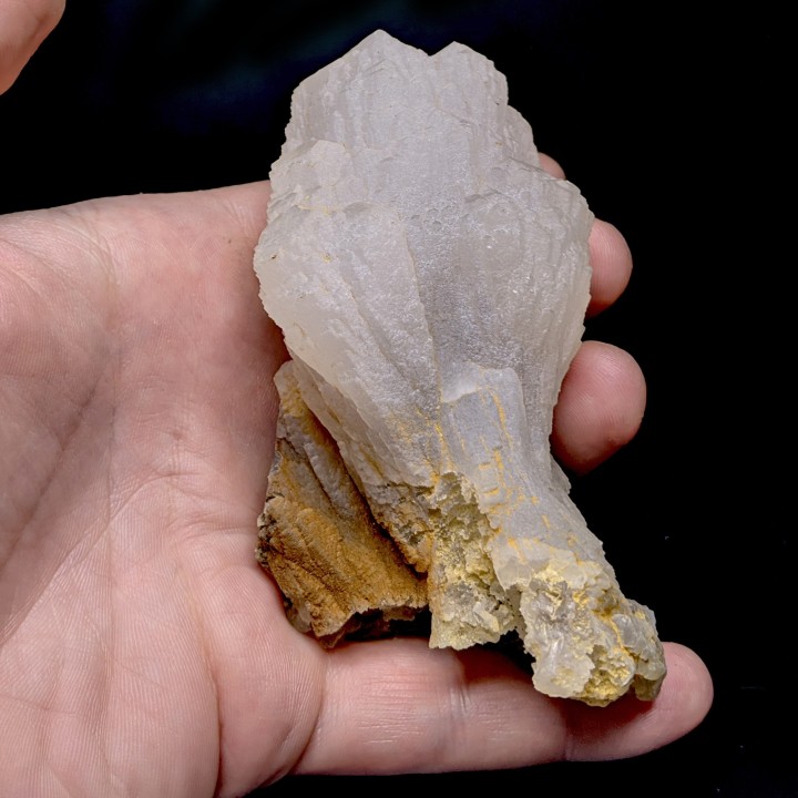 Manganocalcite, Dalnegorsk, Russia, 238 g