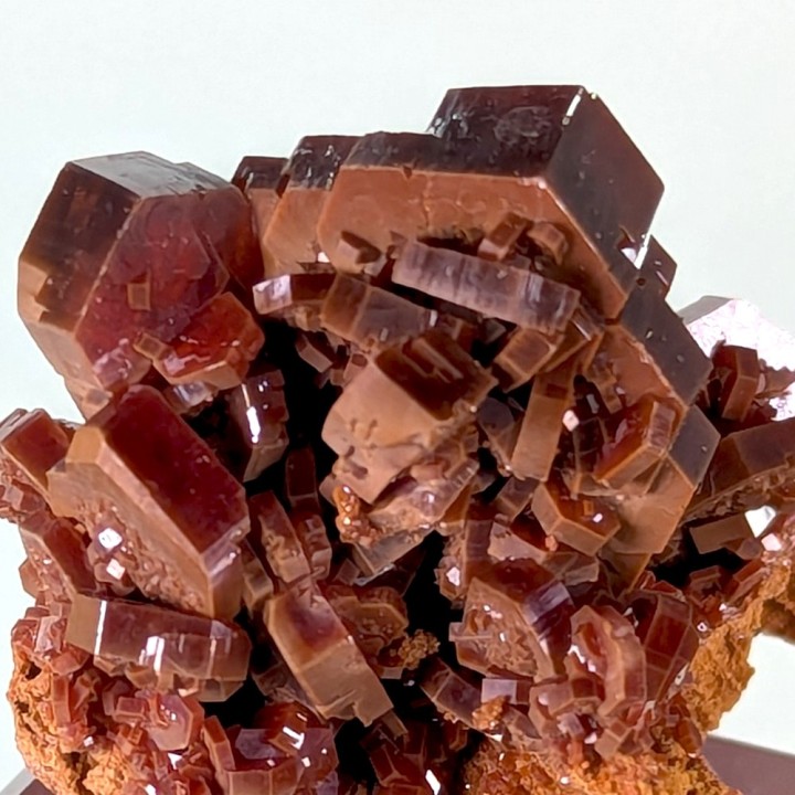 Vanadinite, Mibladen, Maroc, 36 grammes