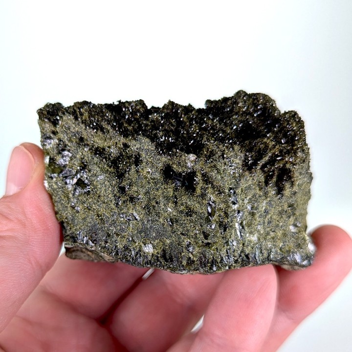 Epidote, Hakkâri, Turquie, 225 grammes