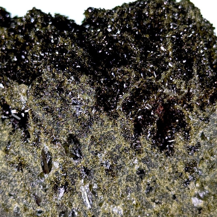 Epidote, Hakkâri, Turquie, 225 grammes