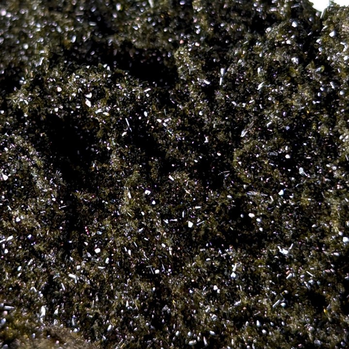 Epidote, Hakkâri, Turquie, 225 grammes